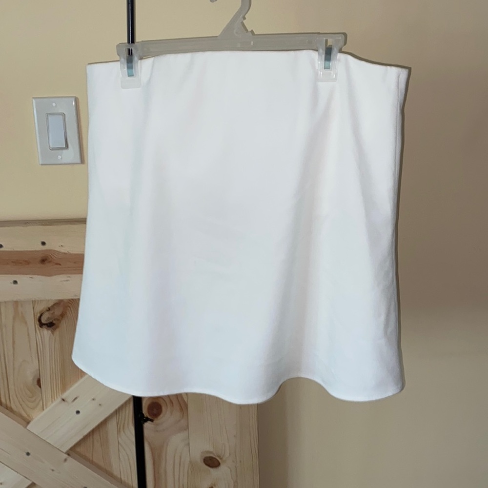 Strapless Ivory Crepe Marin Top
TUCKERNUCK - Picture 8 of 12